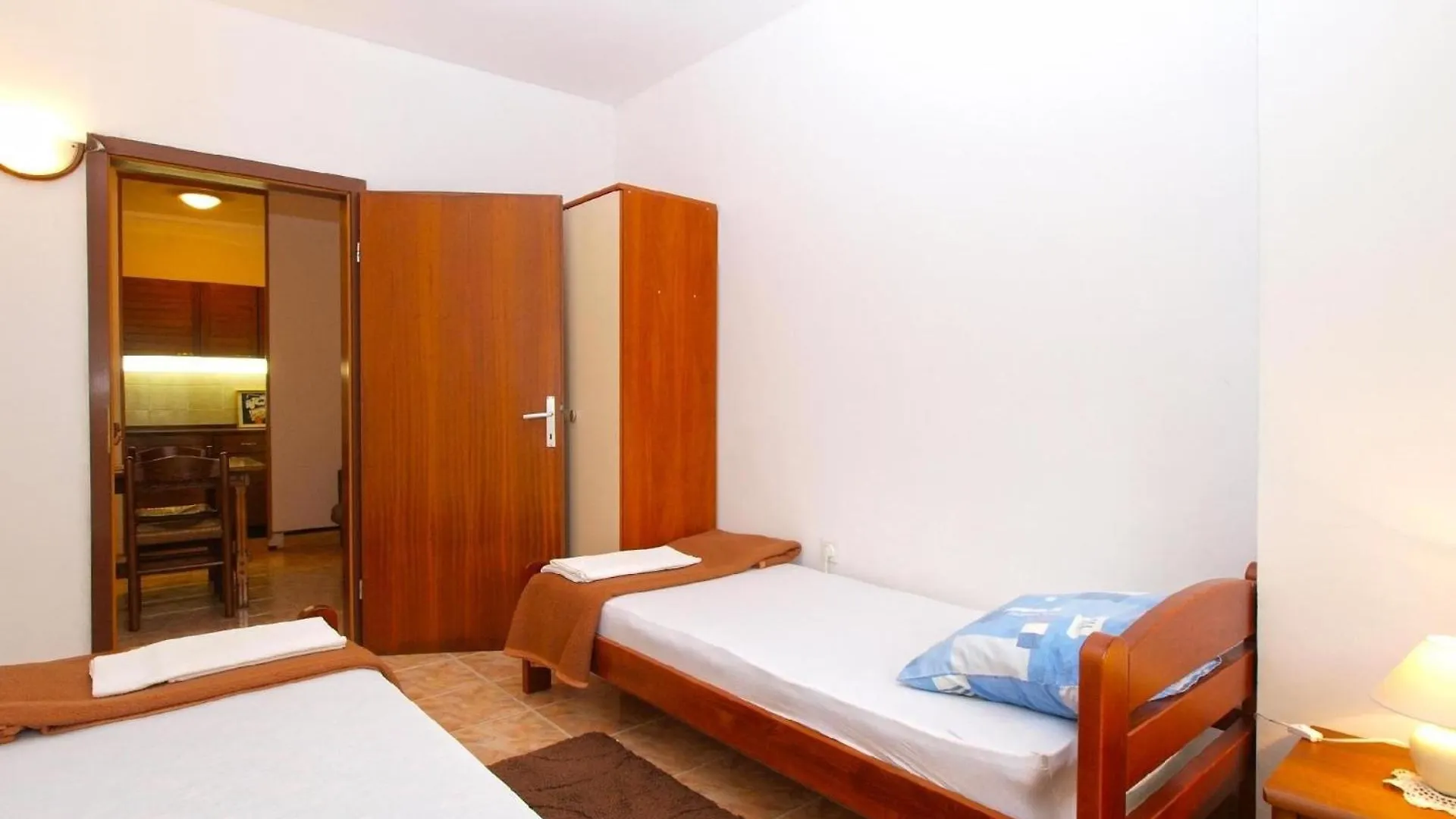 Apartment Ferienwohnung Fuer 5 Personen Ca 50 Qm In Banjole, Istrien Istrische Riviera Croatia