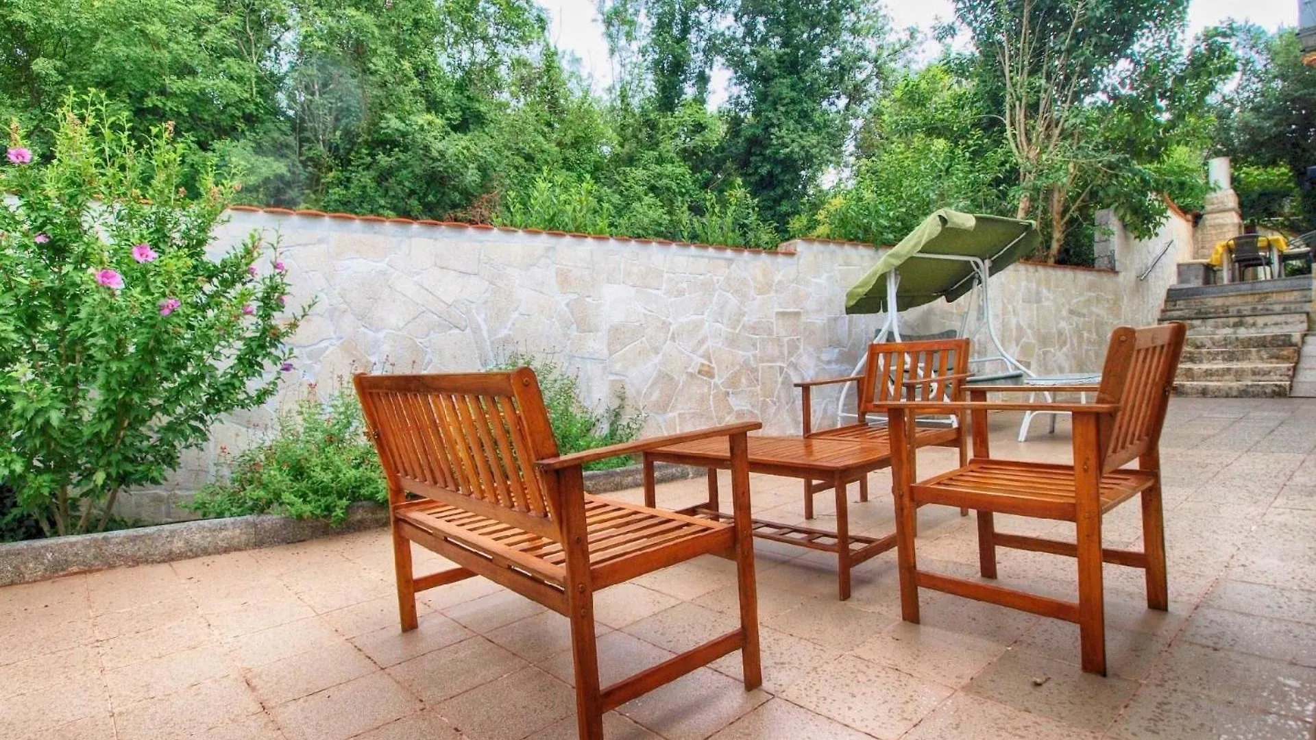 Appartement Ferienwohnung Fuer 5 Personen Ca 50 Qm In Banjole, Istrien Istrische Riviera